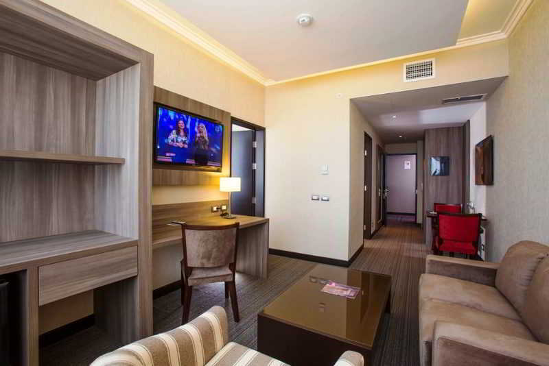 Casa Andina Premium Trujillo Hotel Encalada Luaran gambar