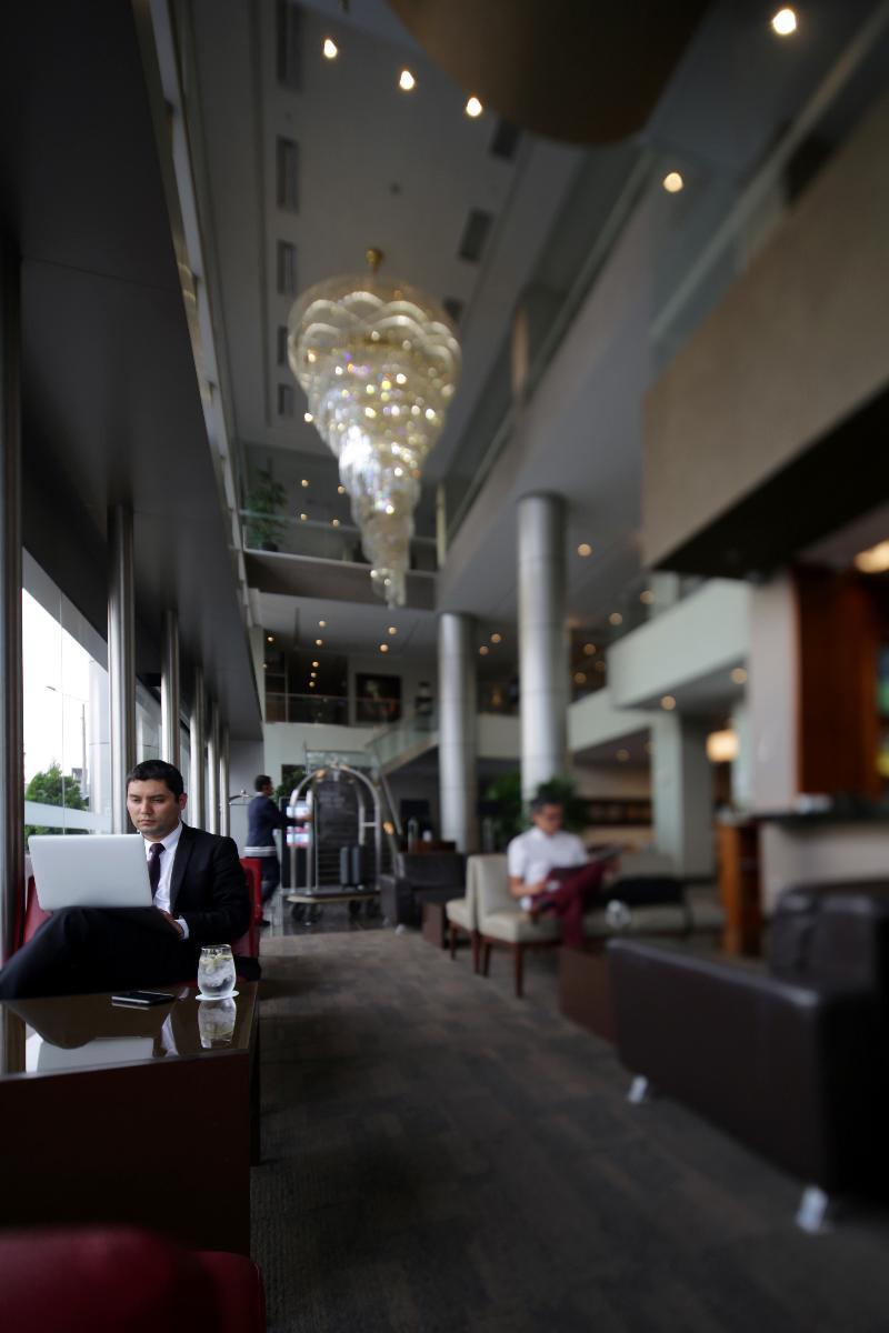 Casa Andina Premium Trujillo Hotel Encalada Luaran gambar